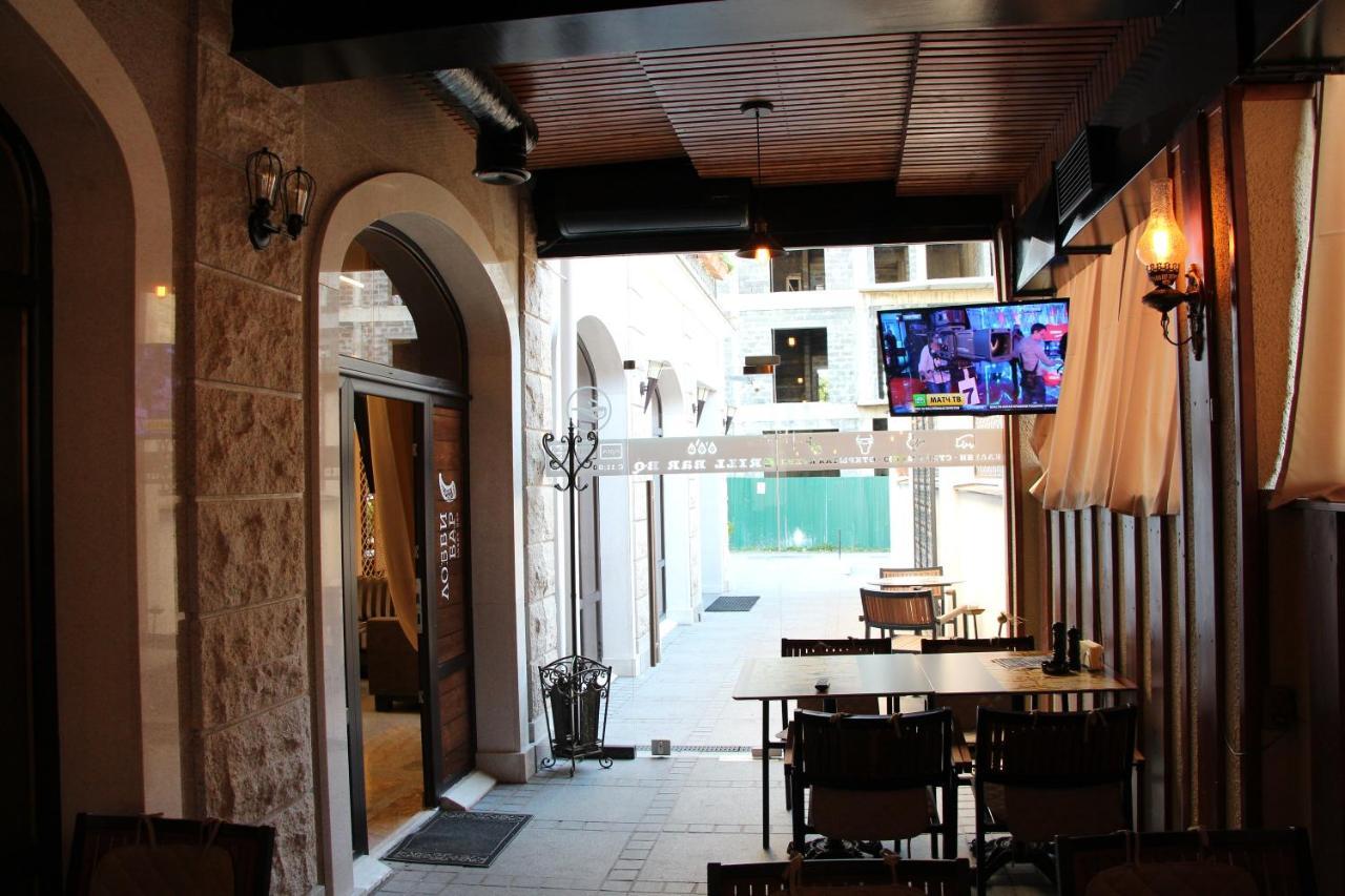 Leon Boutique Hotel Sukhumi Exterior foto